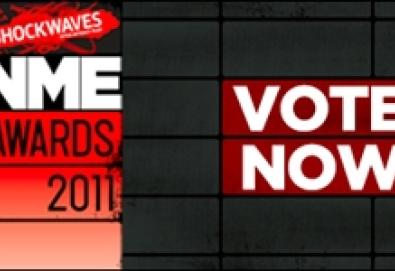 Foals e Arcade Fire lideram indicações ao NME Awards 2011; vote aqui
