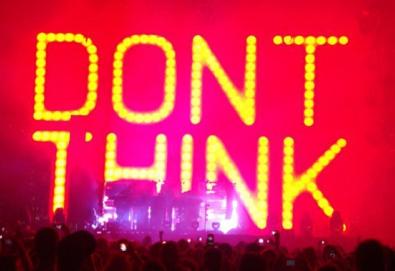 "Don't Think" traz Chemical Brothers ao vivo no Japão; material será lançado em CD/DVD