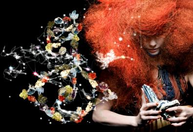 Björk prepara remixes de "Biophilia"; veja também o vídeo de "Hollow"