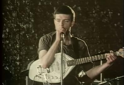 Icônica guitarra de Ian Curtis do Joy Division é vendida por $210,000