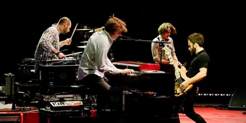 Ouça EP de versões remixadas do novo álbum do Death Cab For Cutie