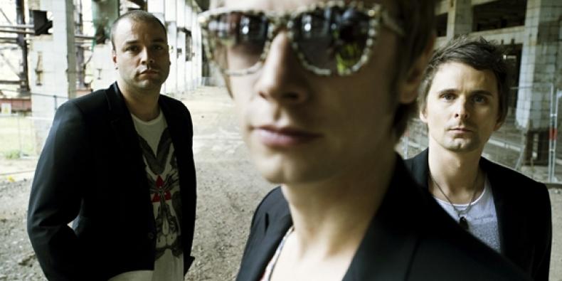 Lollapalooza divulga lineup comemorativo de 20 anos; Muse, Coldplay, Foo Fighters e Arctic Monkeys são alguns dos convidados