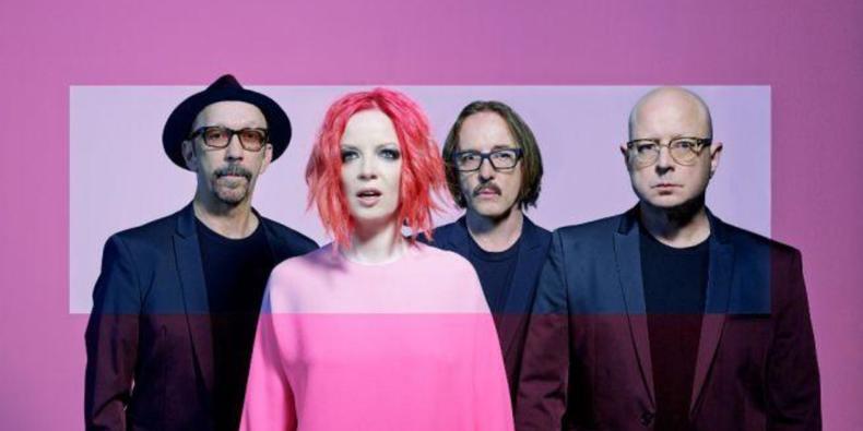 Garbage compartilha “Wolves”, faixa de No Gods No Masters