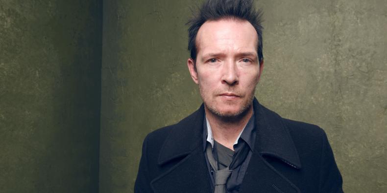 Scott Weiland, ex-vocalista do Stone Temple Pilots, morre aos 48 anos