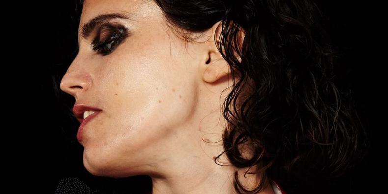 Anna Calvi anuncia novo album e libera o primeiro single,