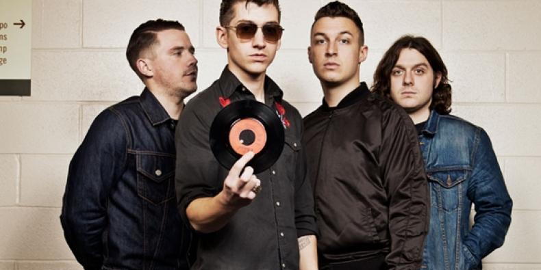 David Bowie, Arctic Monkeys, Foals e Daft Punk lideram indicações ao Q Awards