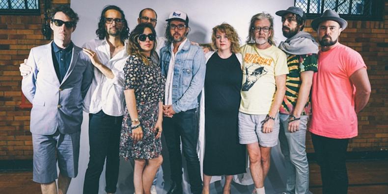 Broken Social Scene anuncia 'Hug of Thunder', o quinto álbum