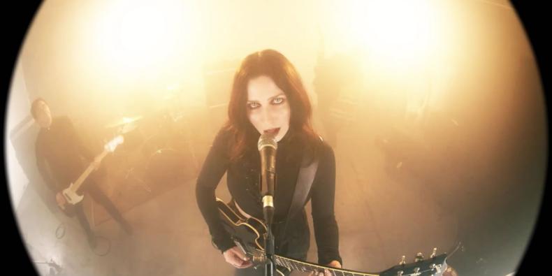 Chelsea Wolfe lança videoclipe de
