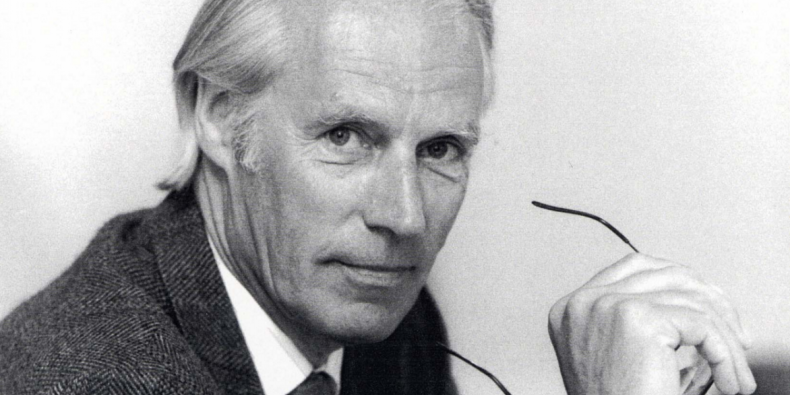 George Martin, produtor dos Beatles, morre aos 90 anos