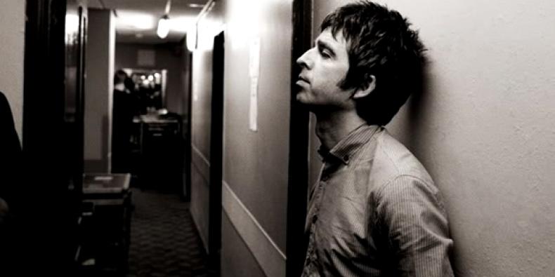 Noel Gallagher critica Arctic Monkeys e Kasabian