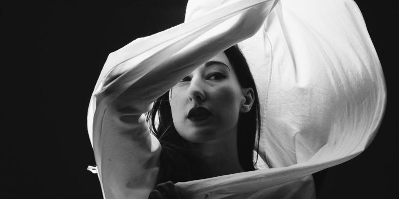 Ouça: Zola Jesus -
