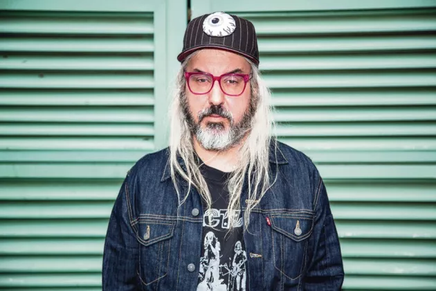 J Mascis