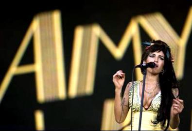 Amy Winehouse perto de finalizar sucessor de Back To Black