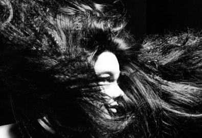 Björk divulga capa de "Biophilia"; novo álbum será lançado em setembro