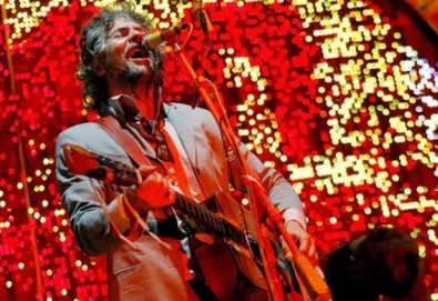 Flaming Lips faz vídeo bizarro para "I Want to Get High But I Don't Want Brain Damage"