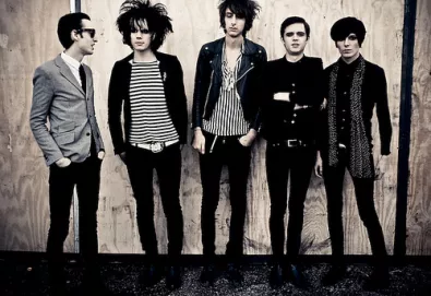 The Horrors divulga primeiro single de "Skying"