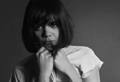 Bat For Lashes lança novo álbum - veja capa + vídeo do primeiro single: "Laura"