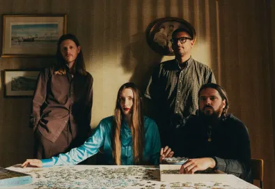 Dry Cleaning anuncia terceiro álbum, Secret Love