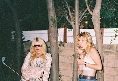 Lambrini Girls anuncia segundo álbum, No Refunds