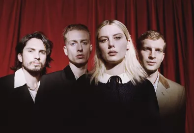 Wolf Alice estreia mais uma canção do novo álbum; Ouça “Smile”