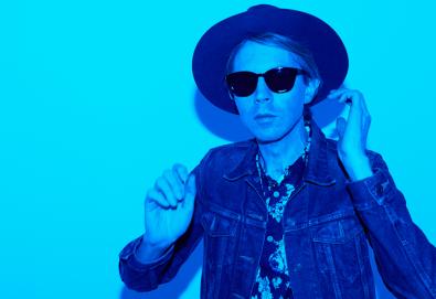 Beck lança um single novo - ouça "Wow"