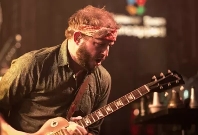 Bon Iver retorna aos palcos com novo trabalho