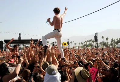 Cage the Elephant retorna com álbum ao vivo