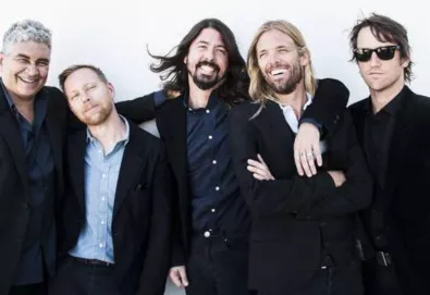 Nova música: Foo Fighters - "The Sky is a Neighborhood"