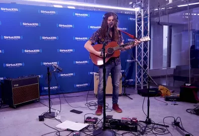 Kurt Vile apresenta cover de “Learning To Fly" (Tom Petty)