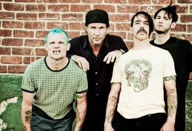 Red Hot Chili Peppers trabalha com Nigel Godrich