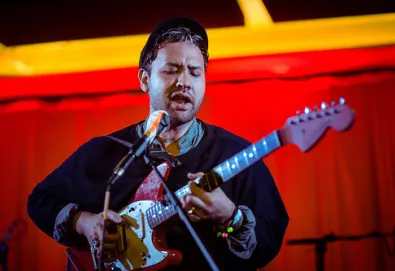 Unknown Mortal Orchestra anuncia novo álbum; ouça o primeiro single "American Guilt"